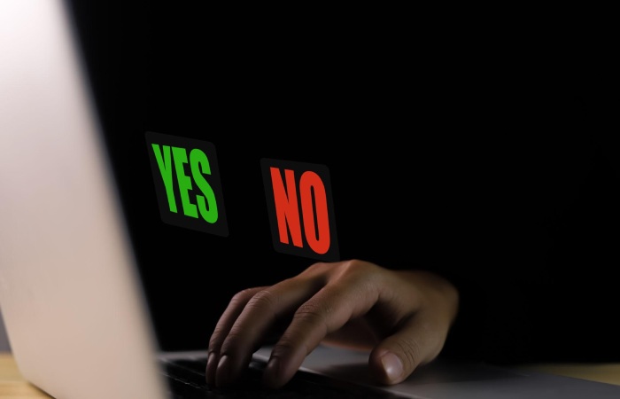 pros cons online insurance platform